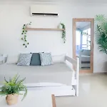 Riviera Tropical - Livin Colombia