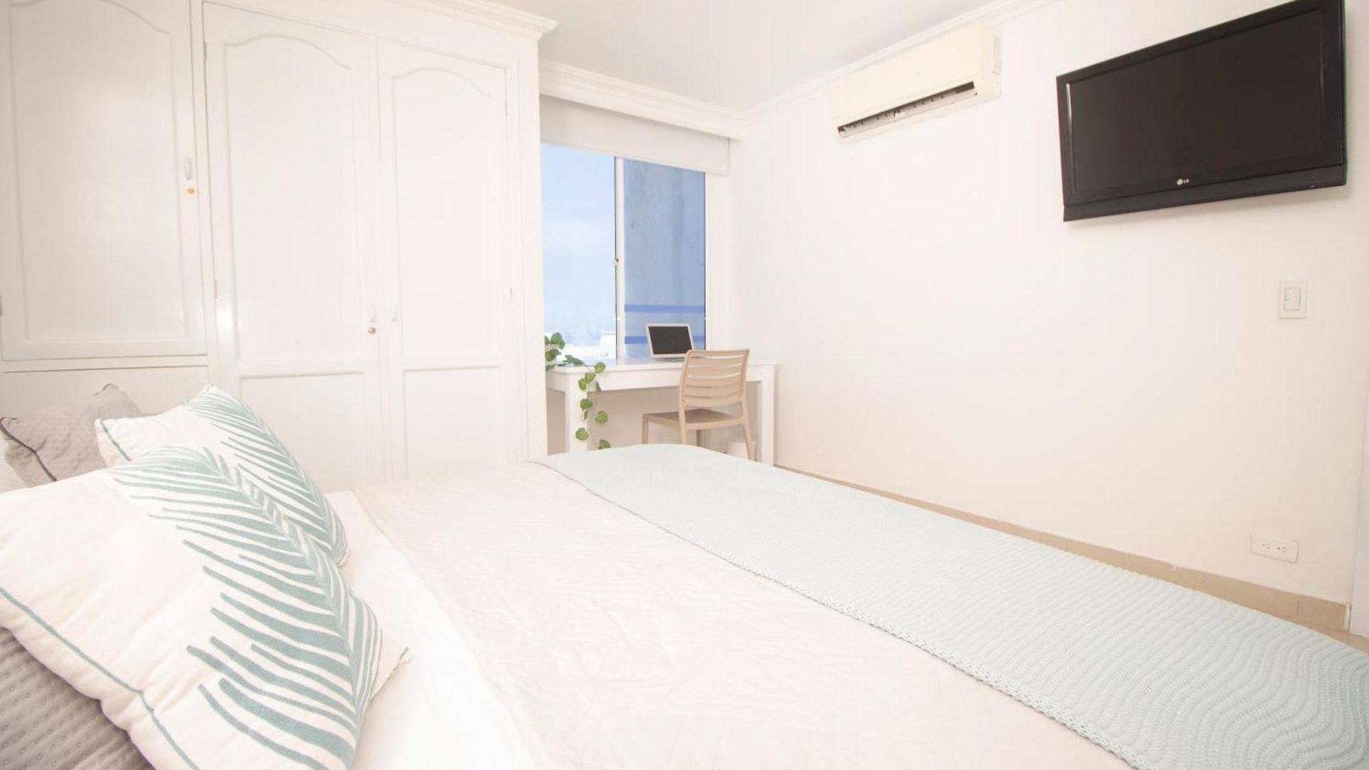 Riviera 886 Apartment