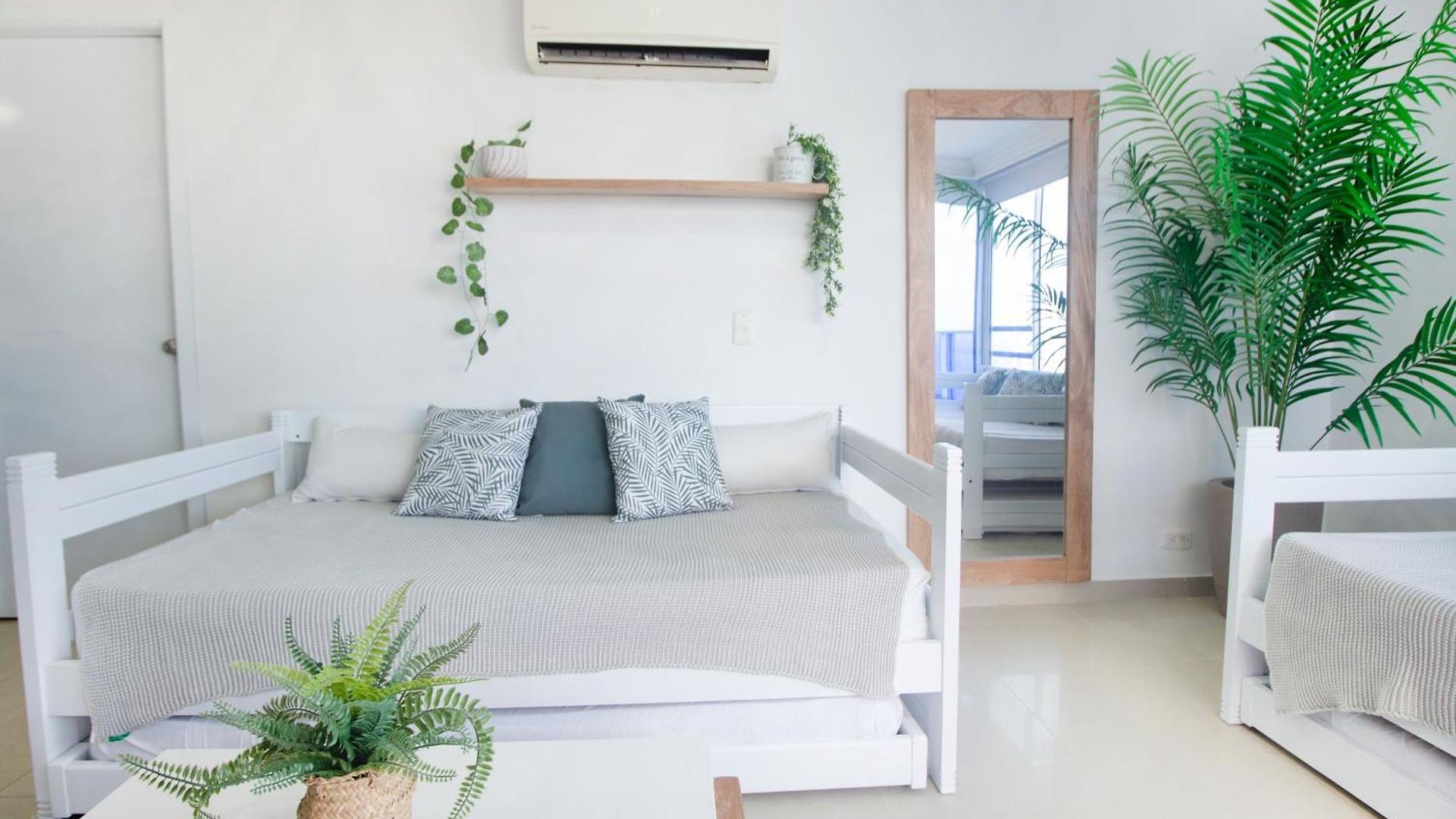 Riviera 886 Apartment *